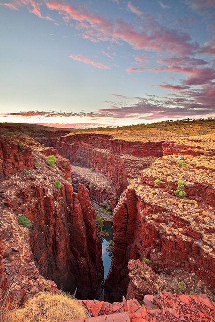 Sunrise at Oxer Lookout in Karijini National Park, Australia
