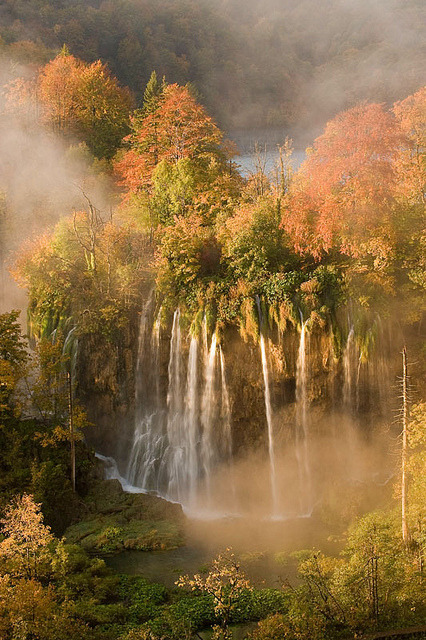 Autumn colours in Plitvice Lakes National Park, Croatia
