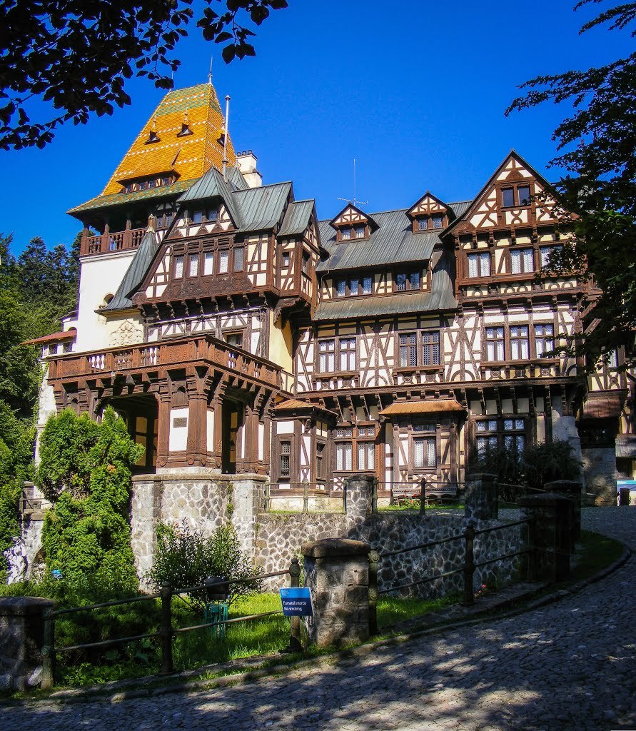 Pelisor Castle in Sinaia / Romania